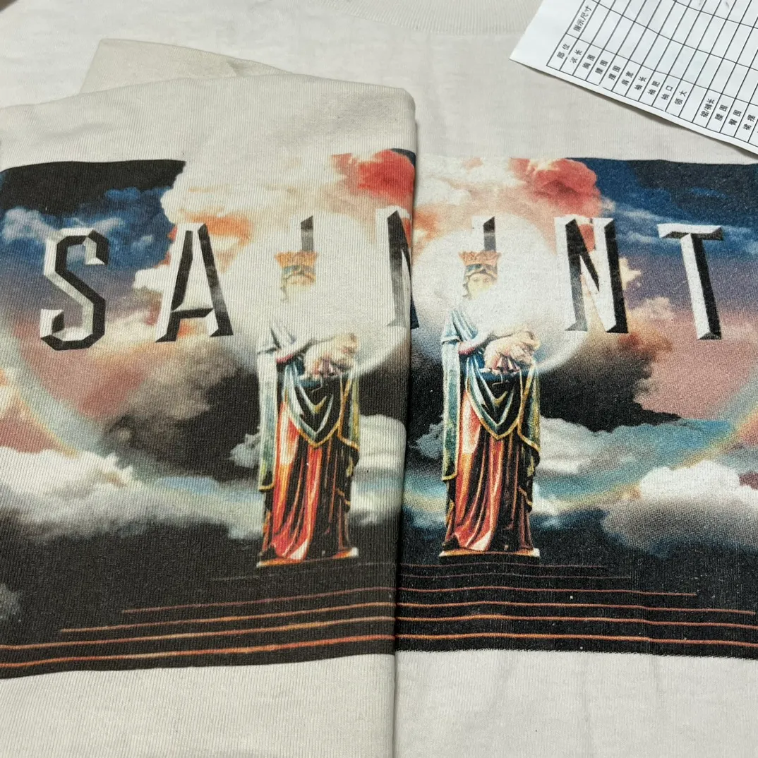 Printing proofing SAINT Mxxxxxx SAINT PICTURES L/S TEE/WHITE Columbia Pictures SAINT Goddess Long Sleeve Off-White S-XL Pays tribute to the Columbia Pictures Title Goddess. Full of fun. Ready-made garments are washed. The texture is soaring. Authentic level printing is restored. Look for cylindrical seamless fabrics. If it is not a cylindrical fabric, it is almost boring.